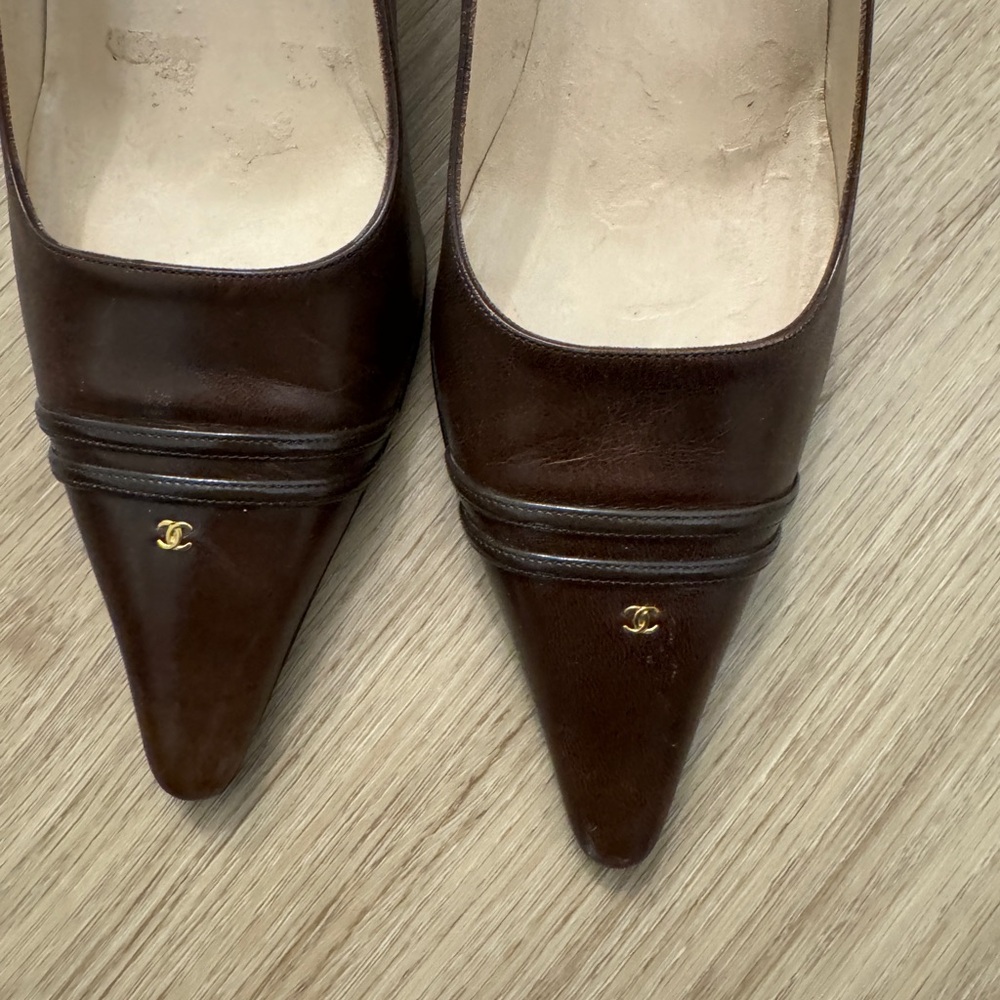 Vintage Chanel Pointed Heels - Picture 7 of 7